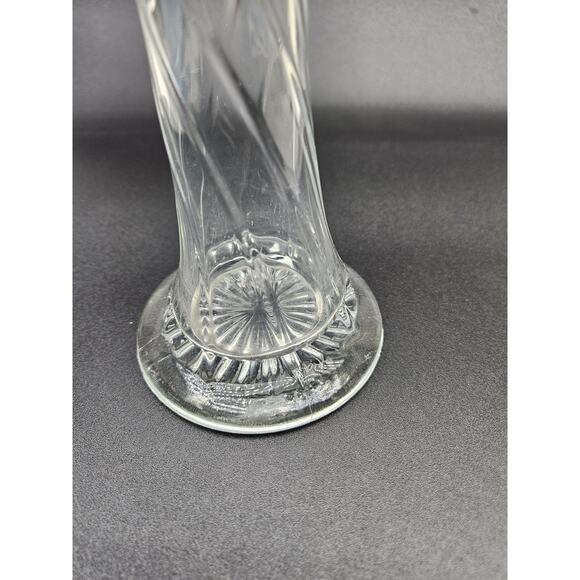 Vintage‎ Dugan Swung Vase Clear Ribbed Swirl Glass Trumpet Scalloped 8 Finger - Picture 9 of 10